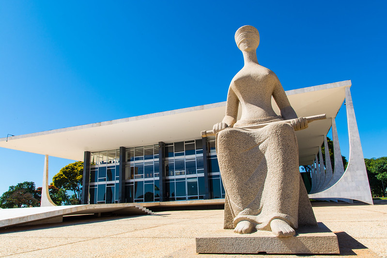 Em artigo, presidente da AMMA destaca atuação associativa na defesa de um Judiciário forte e com compromisso republicano