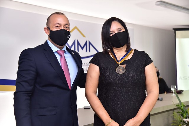 ENTREGA DA MEDALHA MADALENA SEREJO 2020