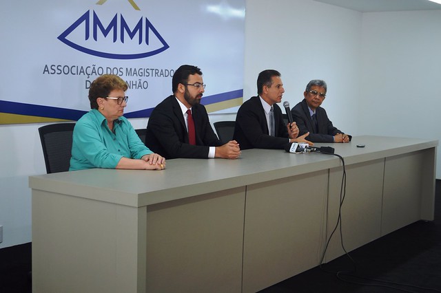 Coletiva de imprensa