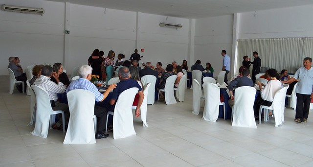AMMA reúne aposentados e pensionistas em almoço de confraternização na sede social