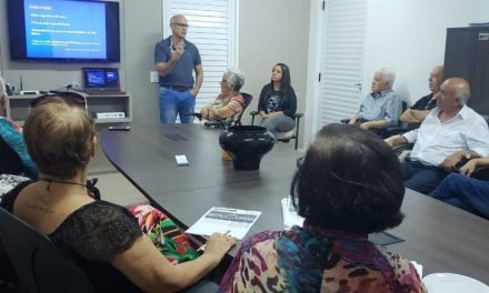 Aposentados e pensionistas participam da Manhã da Harmonia