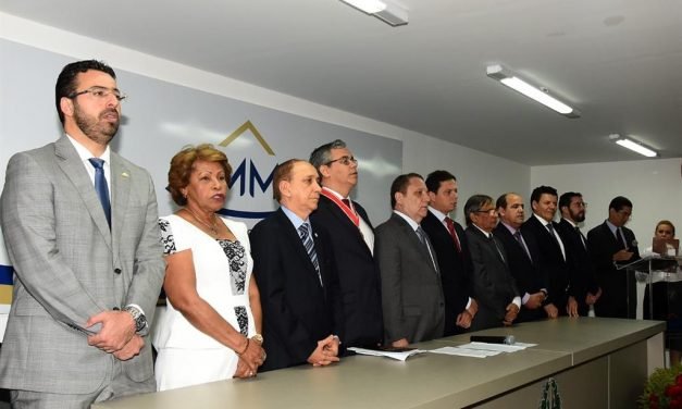 Posse da nova diretoria da ESMAM conta com presença da AMMA