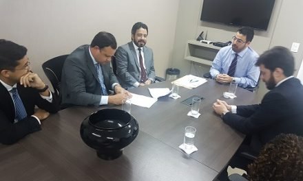 AMMA assina contrato com escritório RSM Advogados e Alencar agradece a confiança
