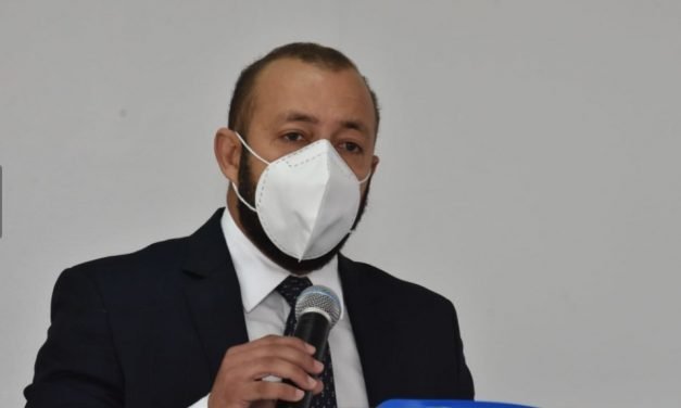 Trabalho remoto pode constituir-se em aliado da eficiência e economia de gastos públicos, avalia Holídice Barros