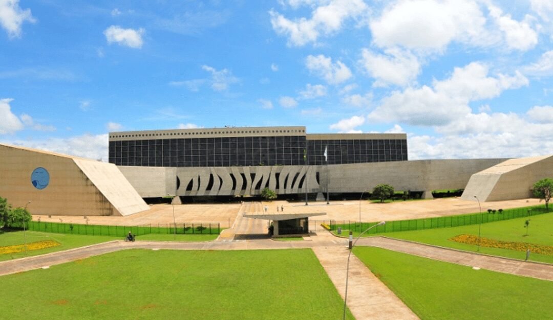 STJ abre seleção de cem juízes para auxílio temporário à seção de direito público