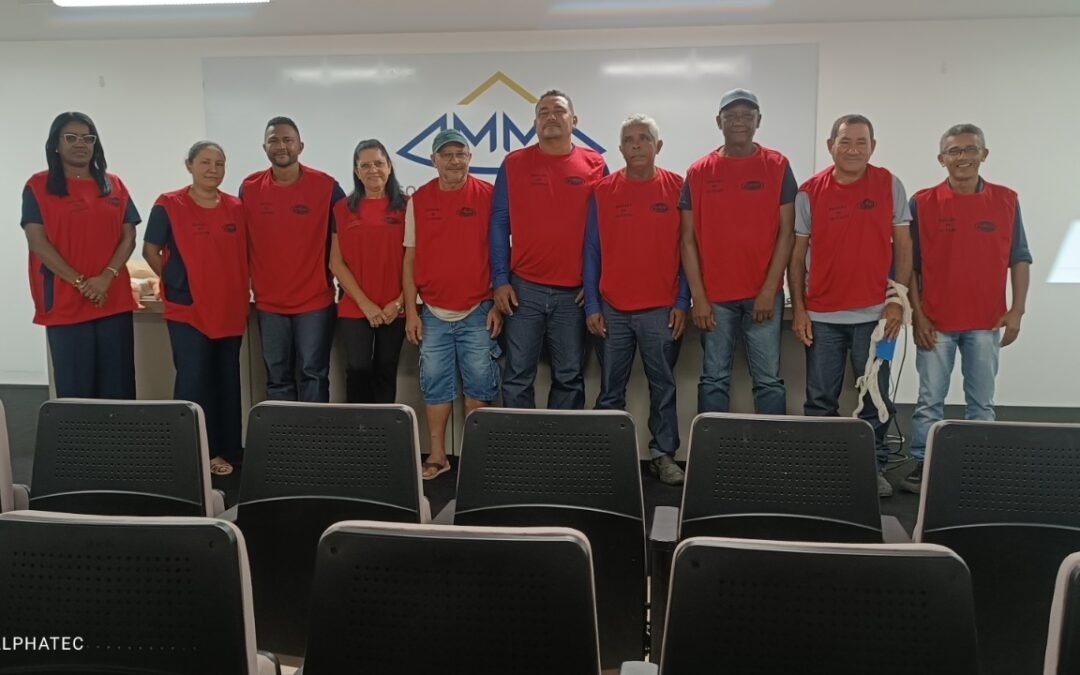 Colaboradores da AMMA participam de treinamento em brigada de incêndio