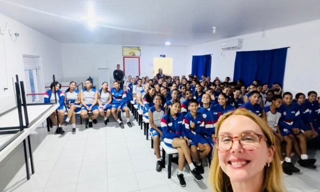 Juíza Luciana Pessoa leva Agosto Lilás para dentro das escolas e transforma informação em instrumento de proteção